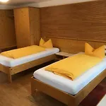 Herberg Storchen 2*