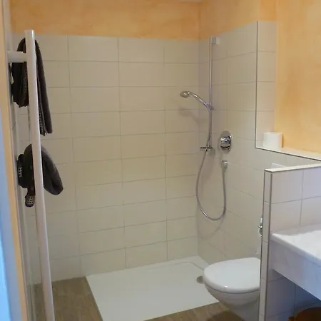 Storchen Penzion 2*