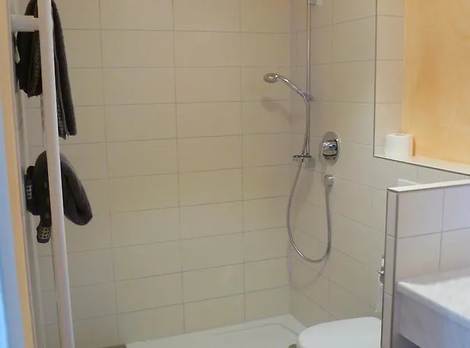 Storchen Estalagem 2*