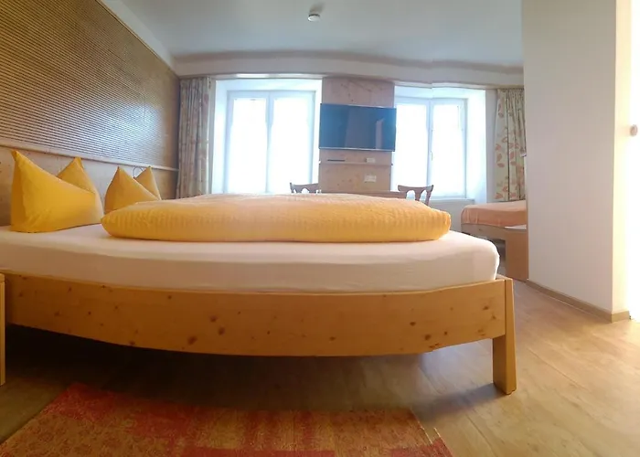 Storchen Estalagem 2*