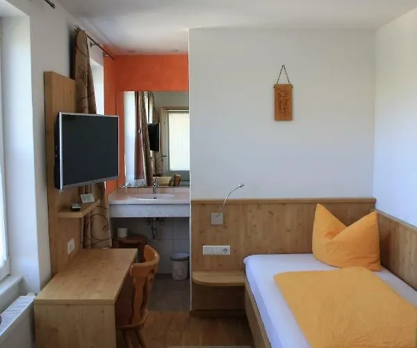 Storchen Estalagem 2*